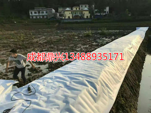 藕池(魚(yú)塘)防滲土工膜